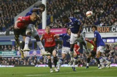 英超德比夜：曼城3-0曼联，利物浦1-0绝杀伯恩利，争冠格局浮现